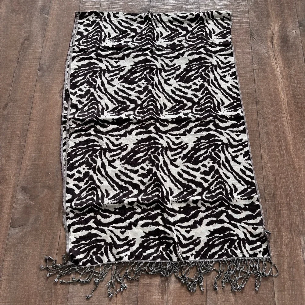 Talbots Women's Zebra Animal Print Scarf Wrap